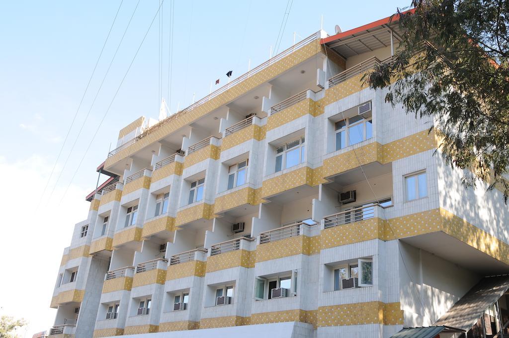 Hotel Panchwati Bilaspur  Eksteriør bilde