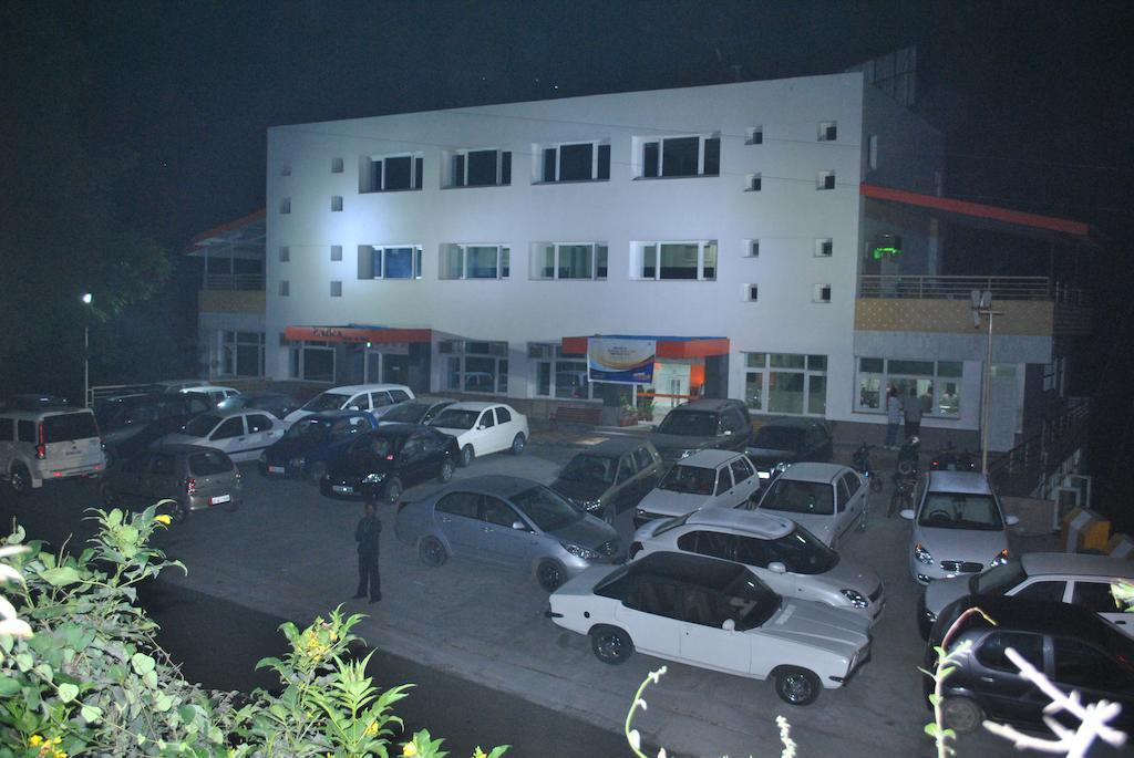 Hotel Panchwati Bilaspur  Eksteriør bilde